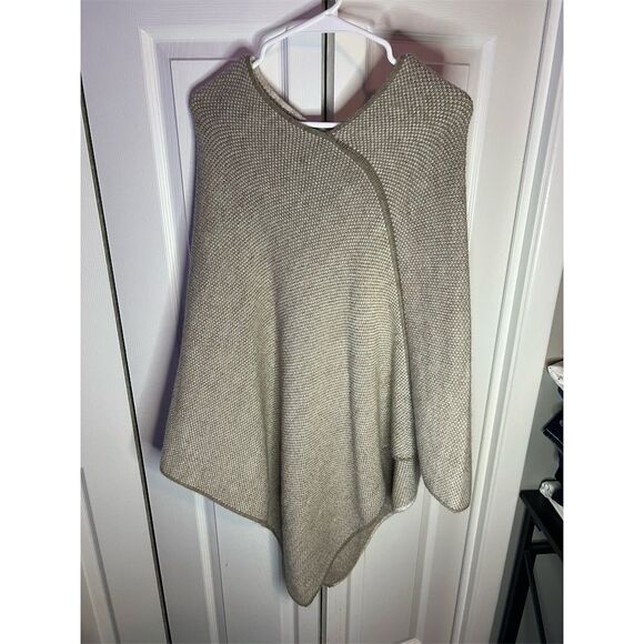 Fratelli Talli Sweaters - Fratelli TalliWomen's Beige Ribbed Knit Poncho Cape One Size Fall Casual…